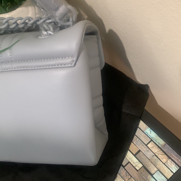 Kurt Geiger London Kensington Union Jack Leather Chain Strap Bag - Picture 14 of 16